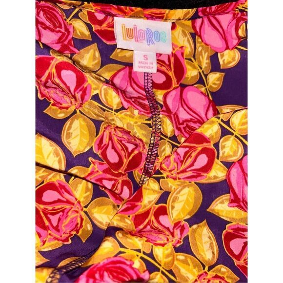 Luluaroe lightweight cardigan size small - Picture 3 of 4